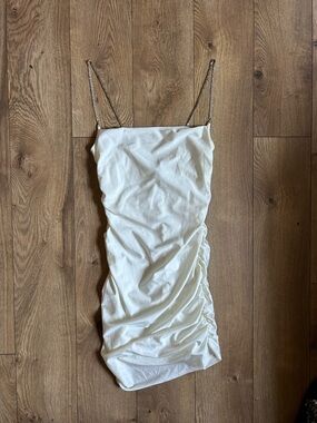 Windsor NWT White Chain-Strap Ruched Dress